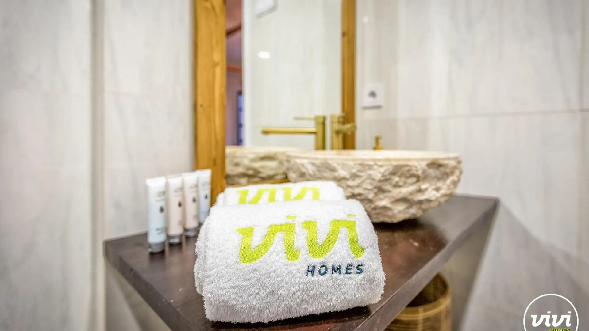 Apartment Vivi Homes - Casa Nobu Pool, Garden, Patio & Beach Marbella