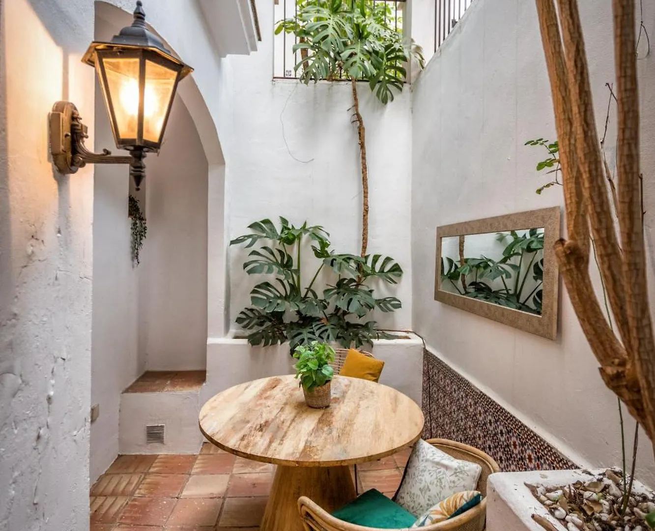 Vivi Homes - Casa Nobu Pool, Garden, Patio & Beach Marbella 0*,