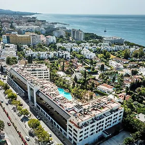 Guadalpin Apartment